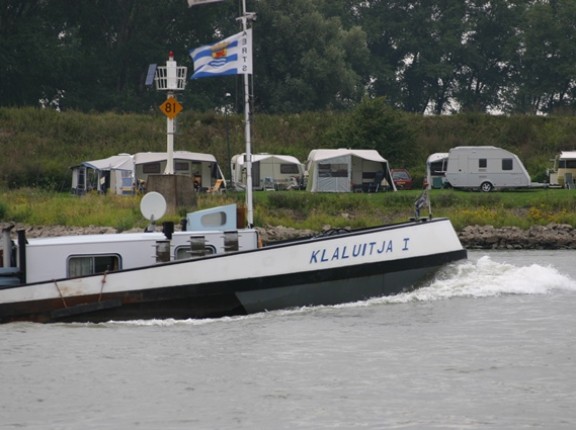 Camping Waalstrand 07.JPG