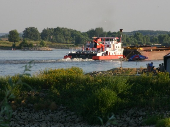 Camping Waalstrand 10.JPG